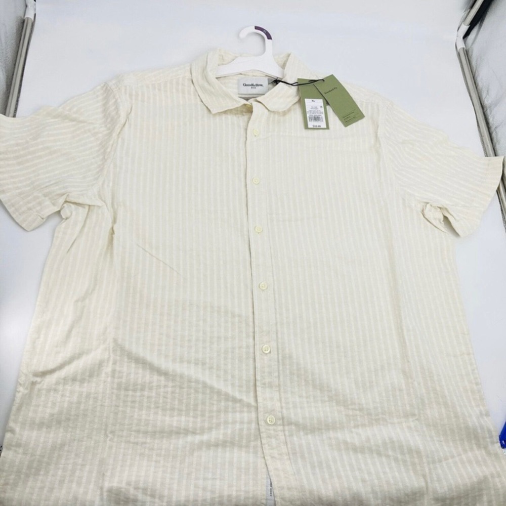 Goodfellow Men's Northrop XL Beige Short Sleeve Button Down Shirt Standard Fit